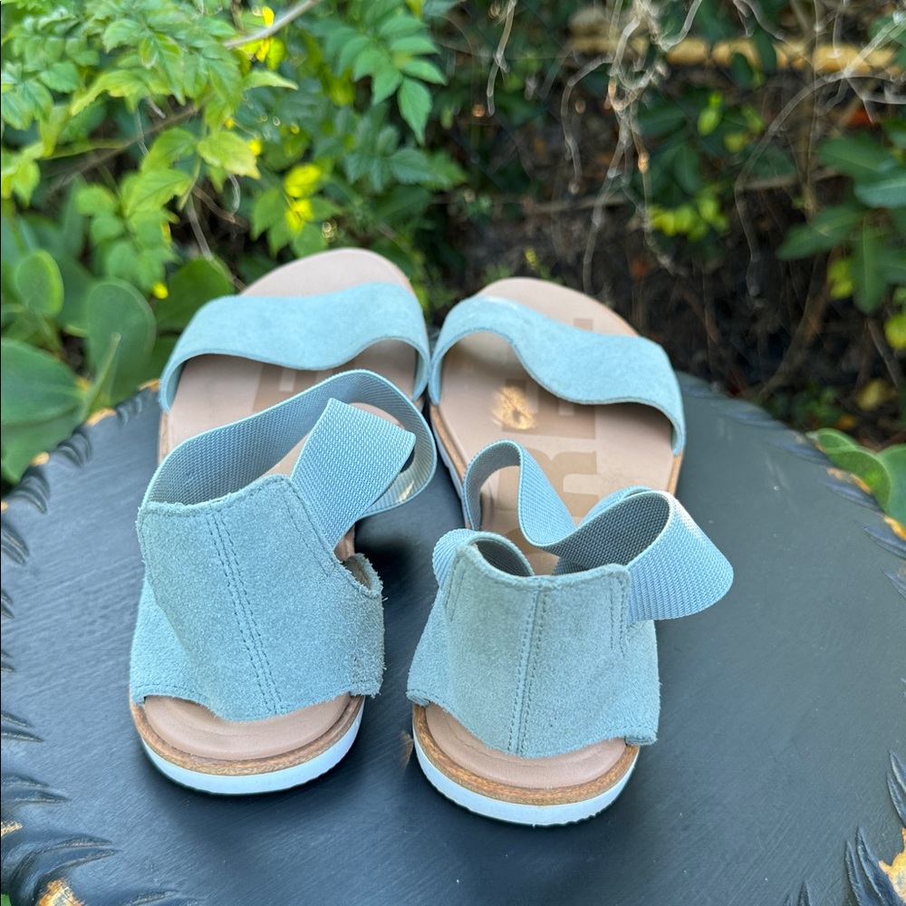 Sorel Women's Ella II Sandals, size 11 - Picture 5 of 7